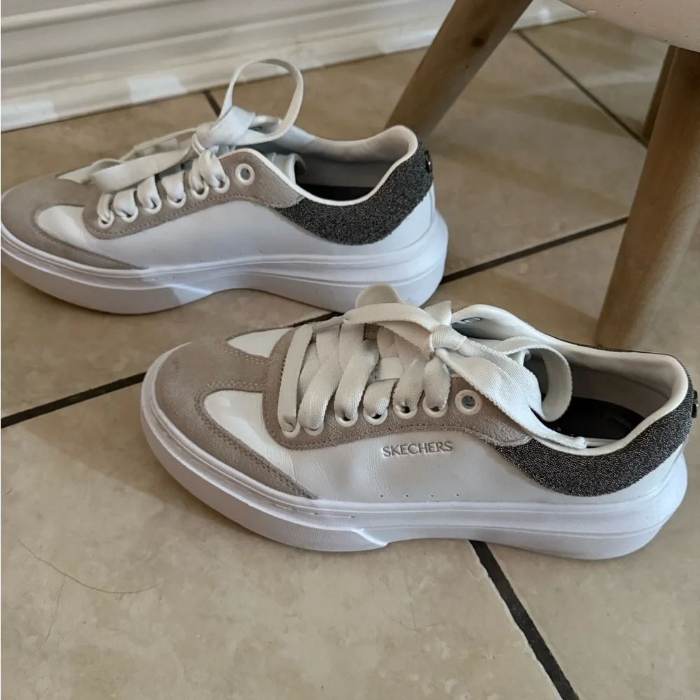 Sketchers Martha Stewart